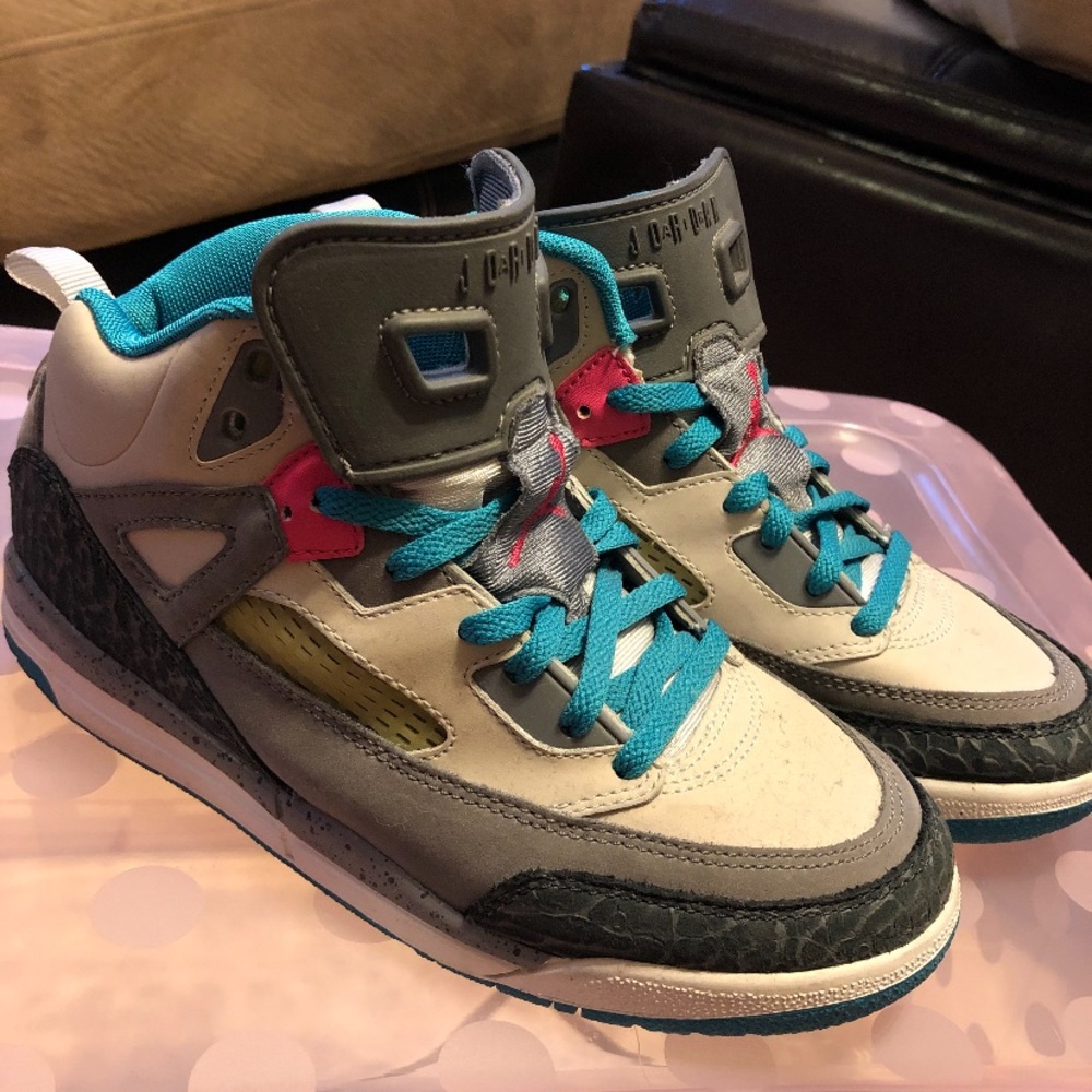 Jordan sneakers kids